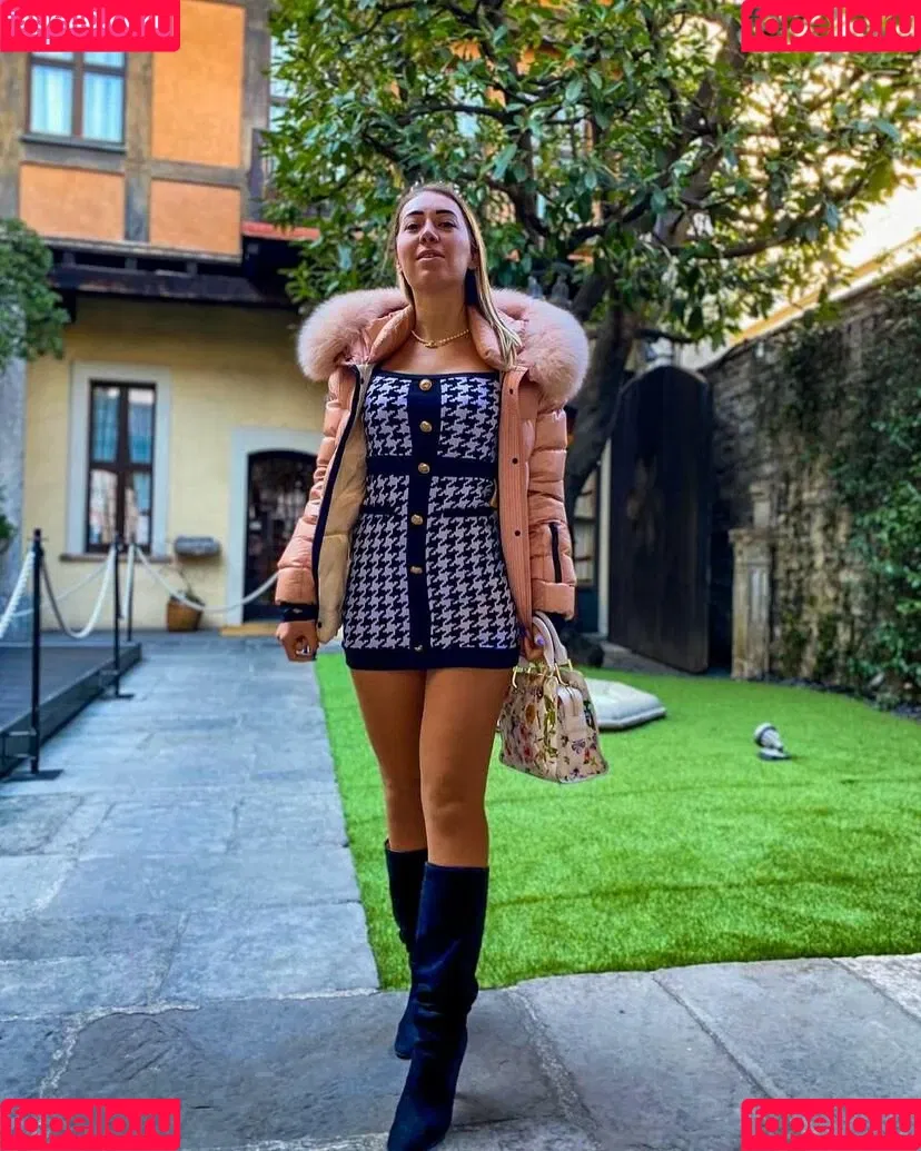 Elisa Ravasio Onlyfans Photo Gallery 