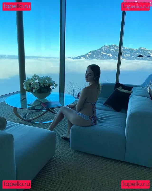 Elisa Ravasio Onlyfans Photo Gallery 