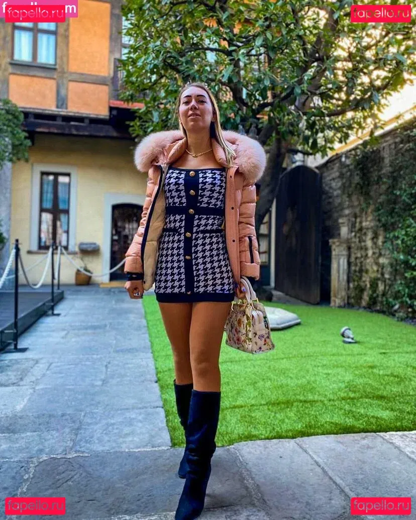 Elisa Ravasio Onlyfans Photo Gallery 