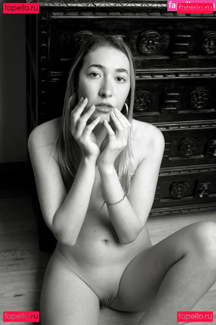 Elisa Ravasio Onlyfans Photo Gallery 