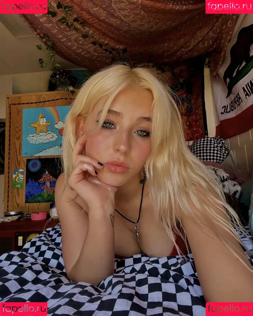 Helenbrad Onlyfans Photo Gallery 