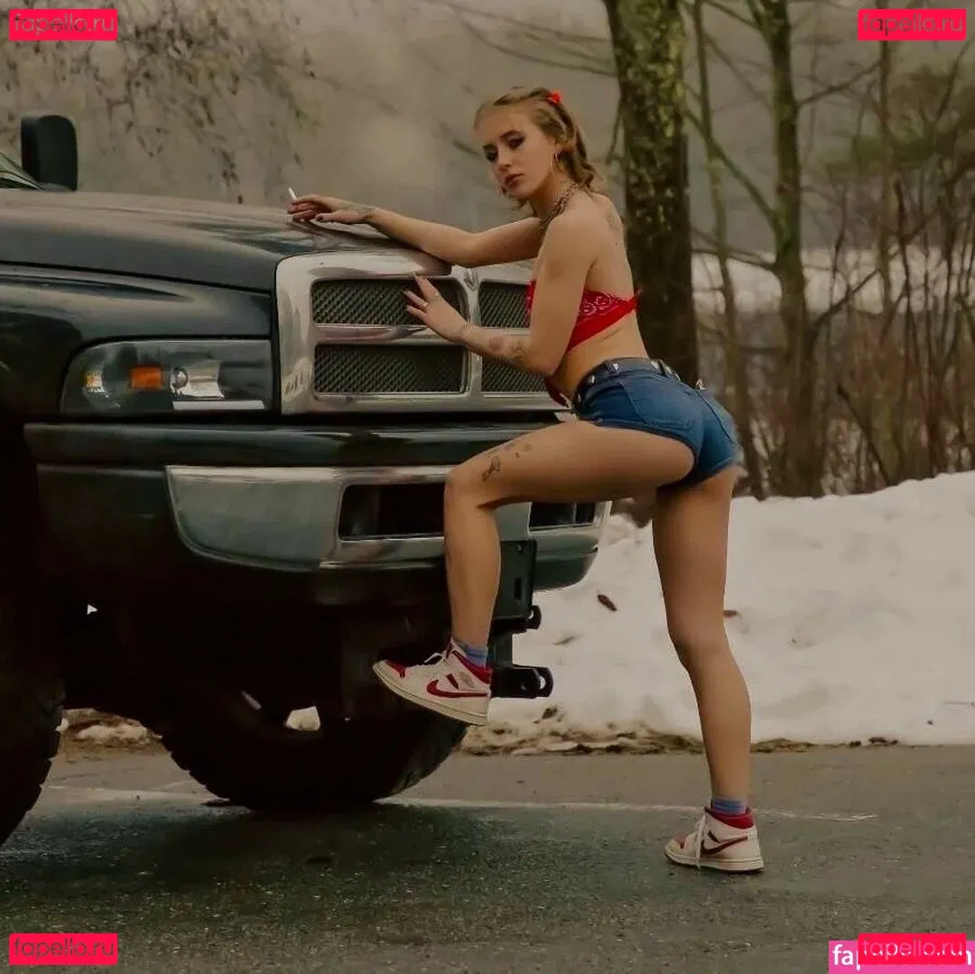 Helenbrad Onlyfans Photo Gallery 