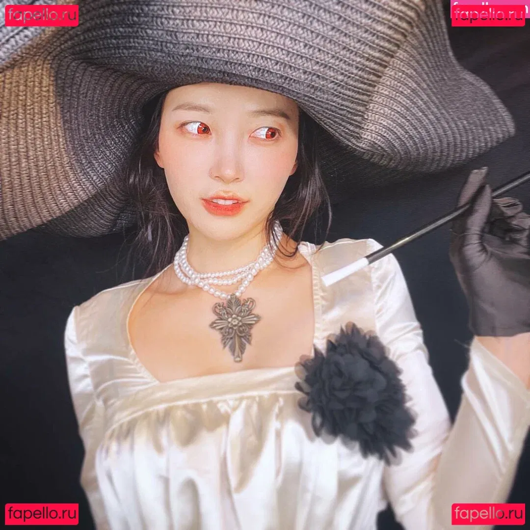 Eunzel ASMR Onlyfans Photo Gallery 