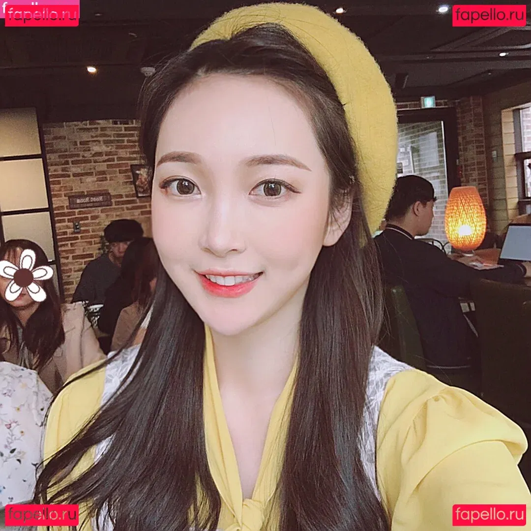 Eunzel ASMR Onlyfans Photo Gallery 