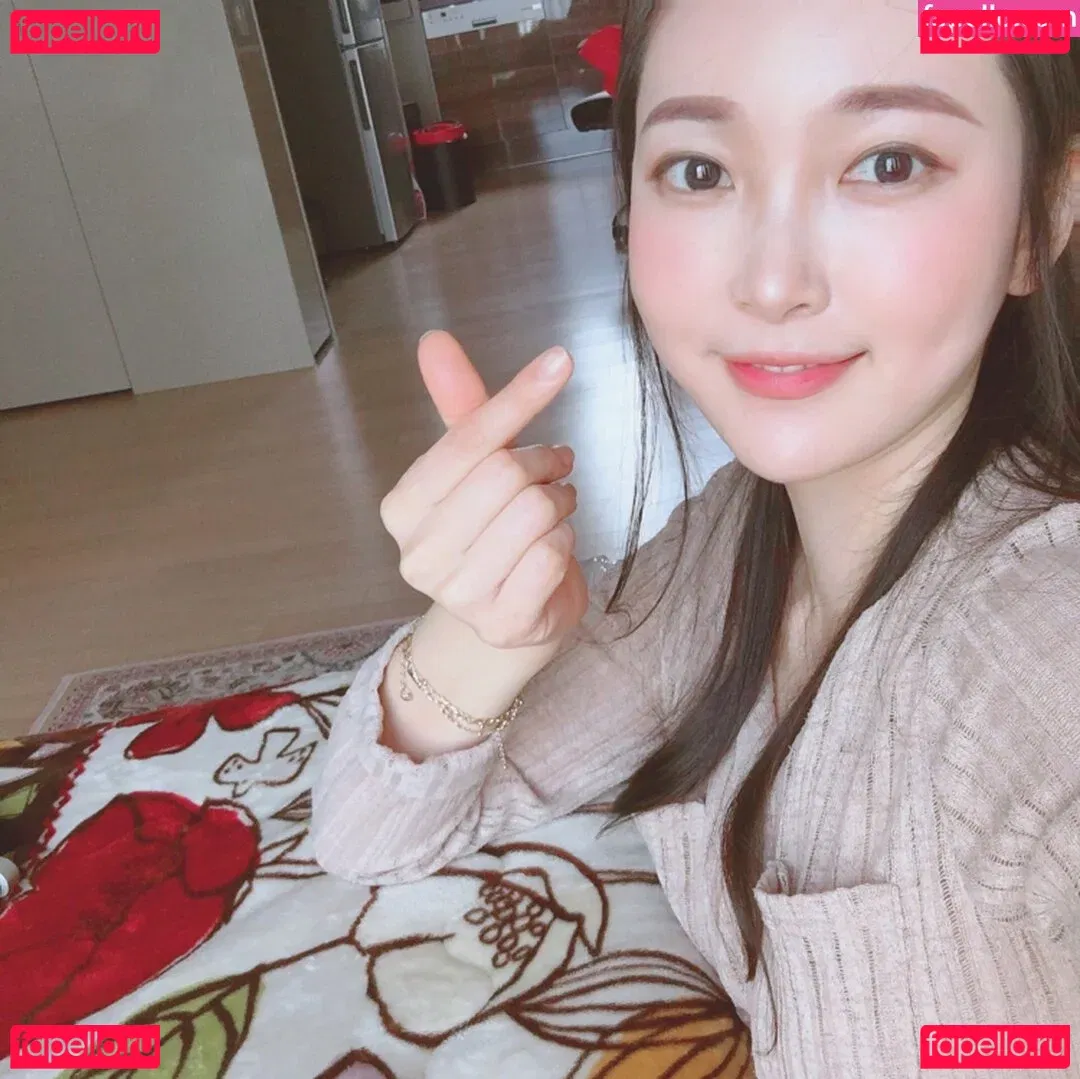 Eunzel ASMR Onlyfans Photo Gallery 