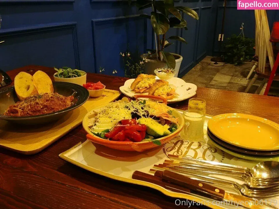 Hyeon06179 Onlyfans Photo Gallery 