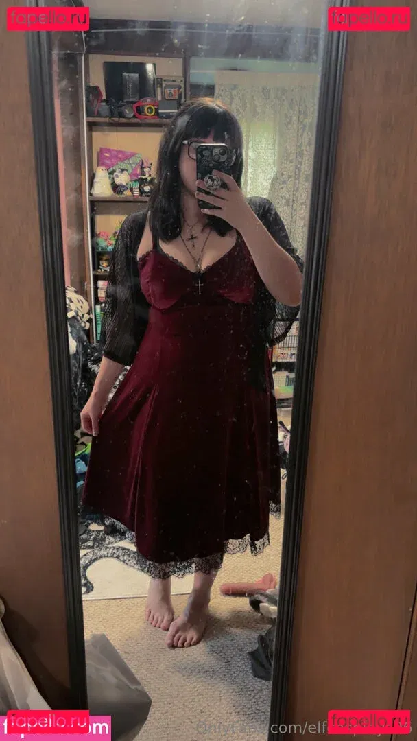 elfcosplays96 Onlyfans Photo Gallery 