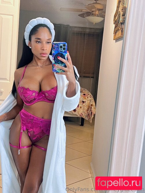 HotShotHanah Nude Onlyfans Photo 4