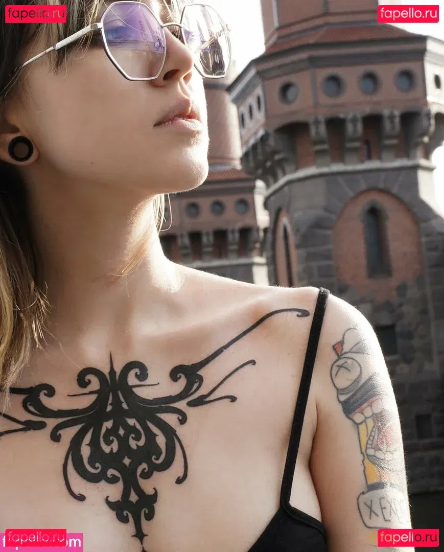 Yuumi SG Onlyfans Photo Gallery 