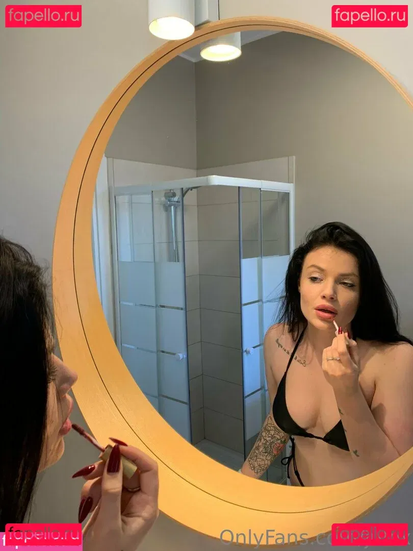 julox Onlyfans Photo Gallery 