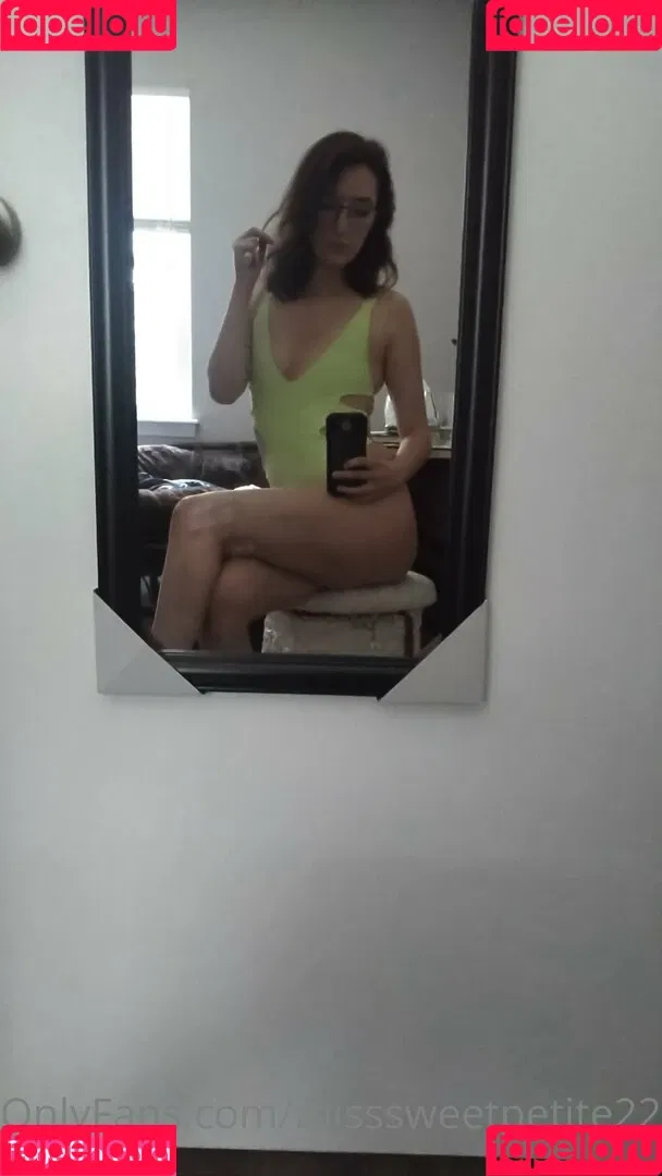 misssweetpetite22 Onlyfans Photo Gallery 