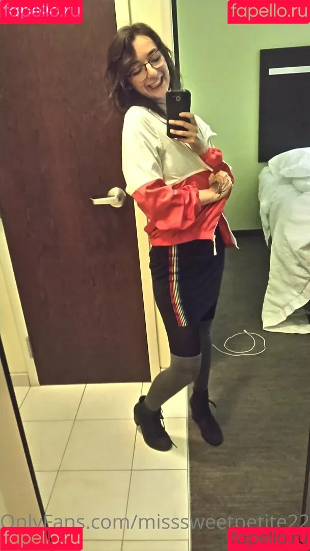 misssweetpetite22 Onlyfans Photo Gallery 