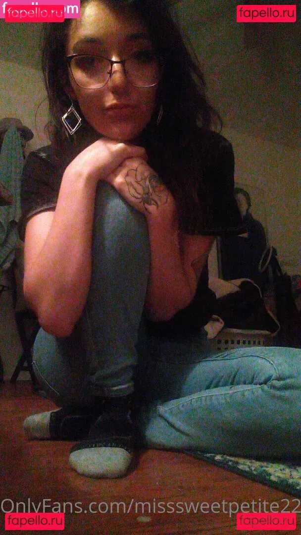 misssweetpetite22 Onlyfans Photo Gallery 