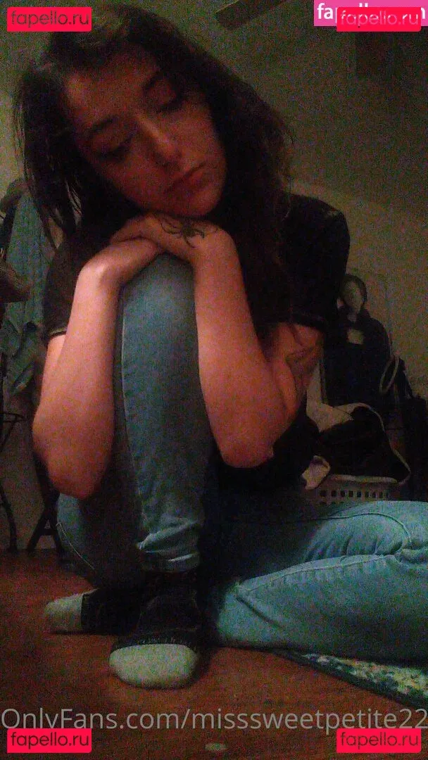 misssweetpetite22 Onlyfans Photo Gallery 