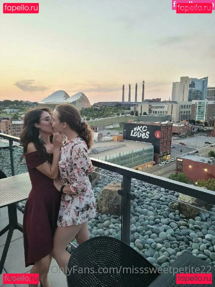 misssweetpetite22 Onlyfans Photo Gallery 