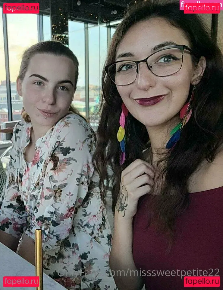 misssweetpetite22 Onlyfans Photo Gallery 