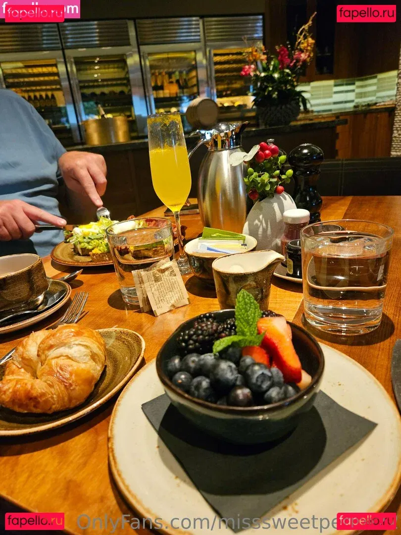 misssweetpetite22 Onlyfans Photo Gallery 