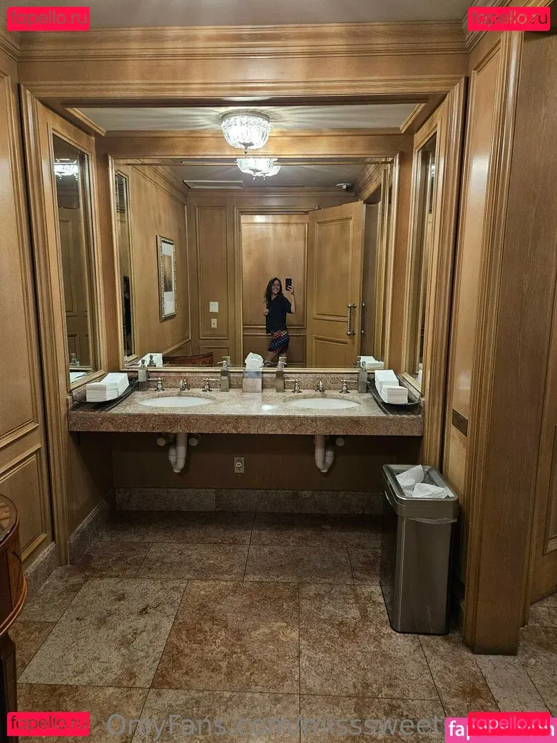 misssweetpetite22 Onlyfans Photo Gallery 