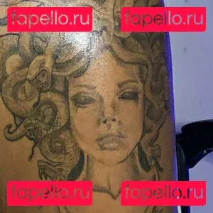 VixenOnasty Onlyfans Photo Gallery 