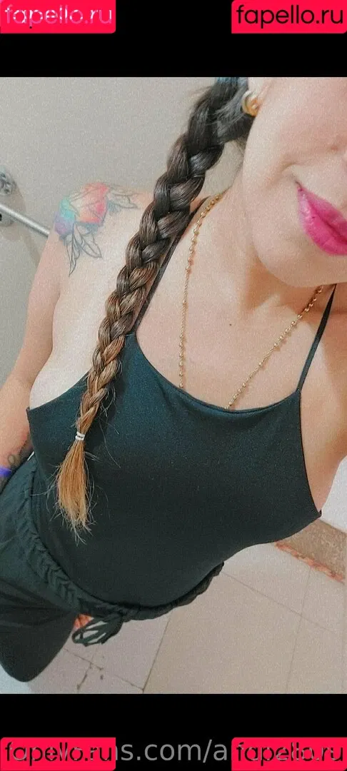 laveci28 Onlyfans Photo Gallery 