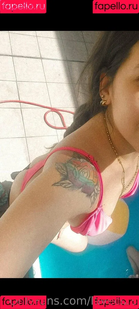 laveci28 Onlyfans Photo Gallery 