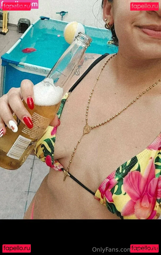 laveci28 Onlyfans Photo Gallery 