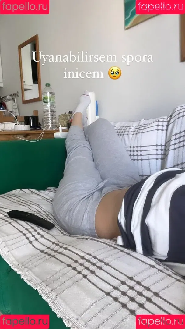 Buse Yılmaz Onlyfans Photo Gallery 