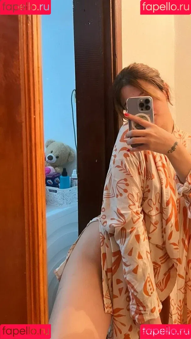 Buse Yılmaz Onlyfans Photo Gallery 