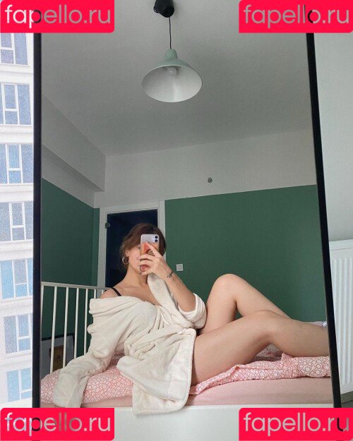 Buse Yılmaz Onlyfans Photo Gallery 