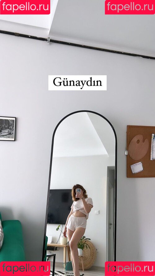 Buse Yılmaz Onlyfans Photo Gallery 