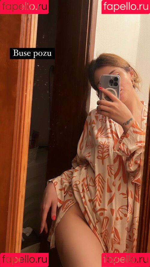 Buse Yılmaz Onlyfans Photo Gallery 