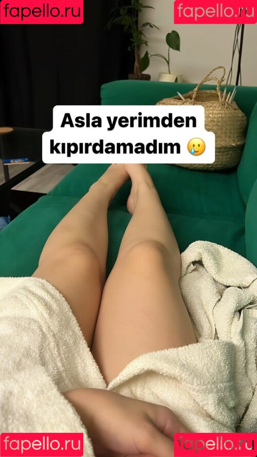 Buse Yılmaz Onlyfans Photo Gallery 
