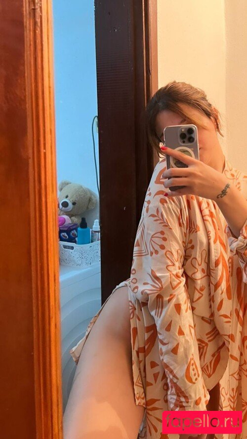 Buse Y?lmaz Nude Onlyfans Photo 24