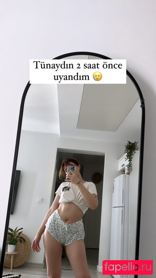 Buse Y?lmaz Nude Onlyfans Photo 5