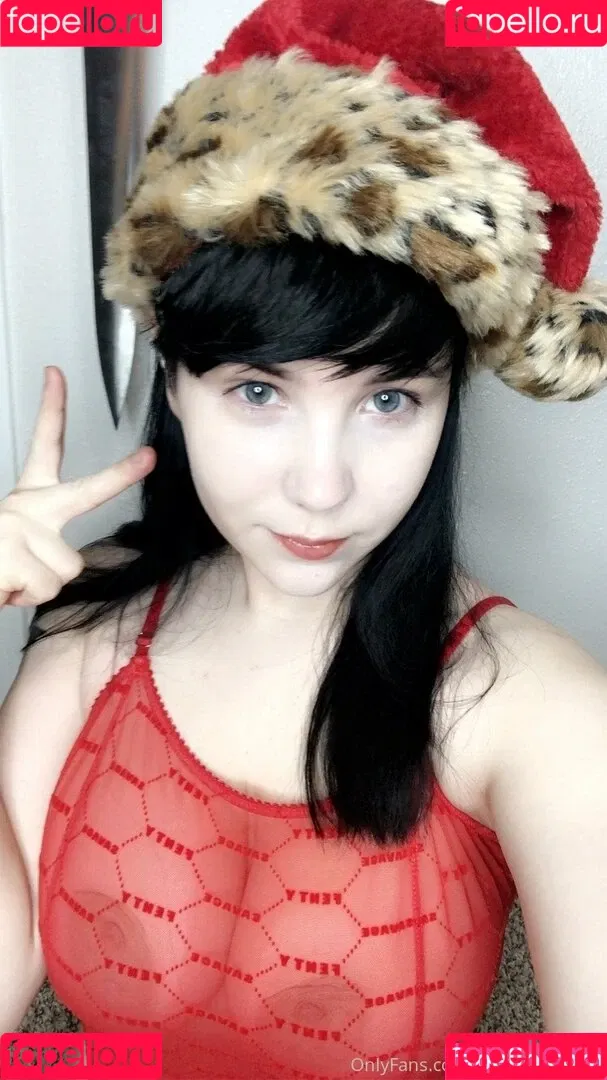 invadernoodles Onlyfans Photo Gallery 