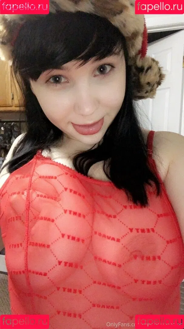 invadernoodles Onlyfans Photo Gallery 
