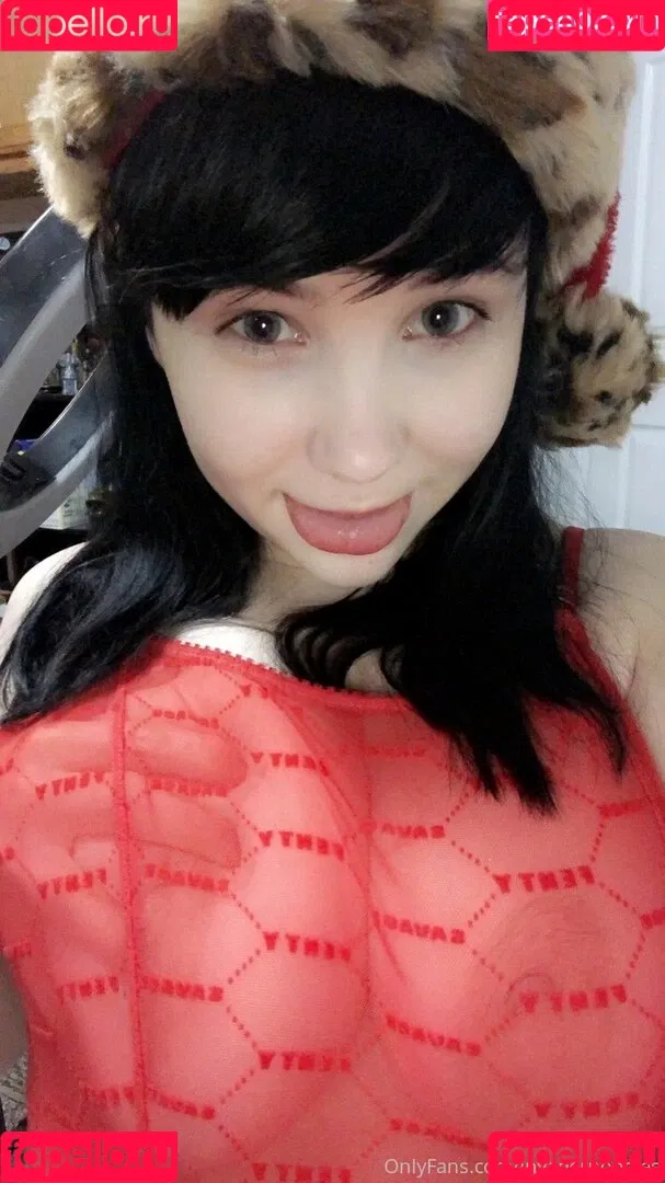 invadernoodles Onlyfans Photo Gallery 