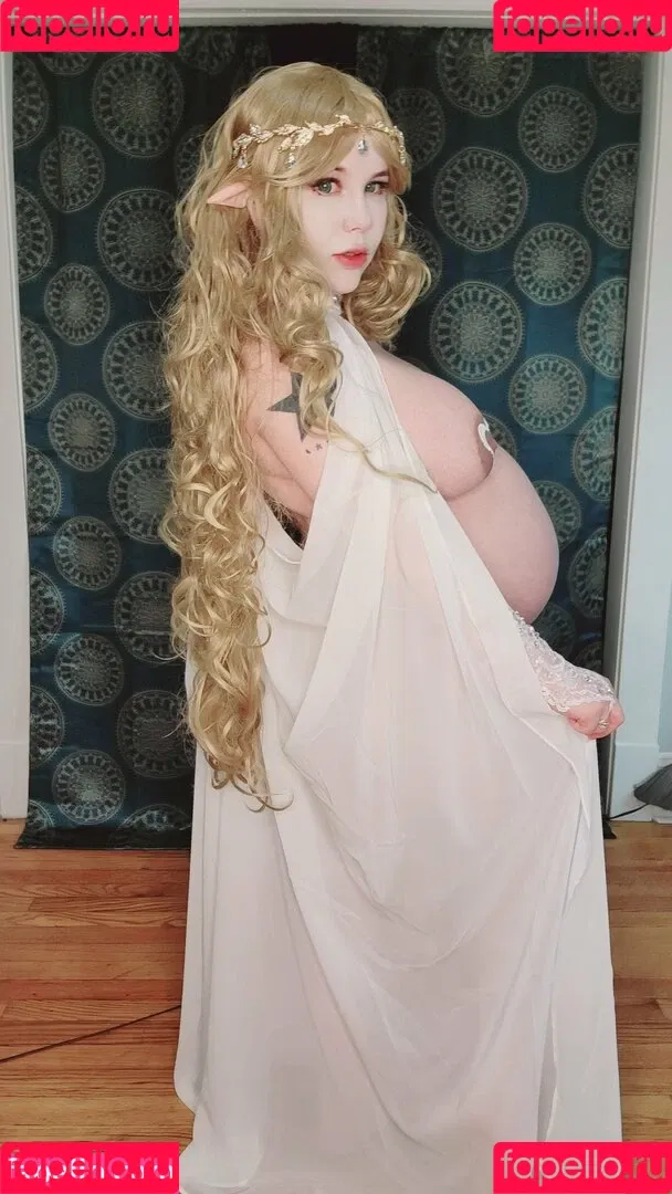 invadernoodles Onlyfans Photo Gallery 