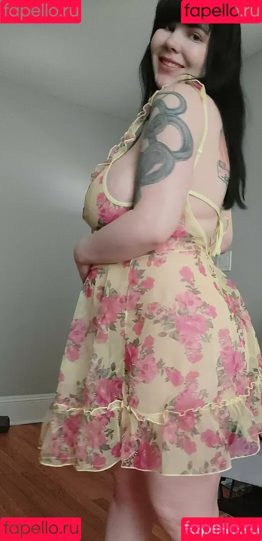 invadernoodles Onlyfans Photo Gallery 
