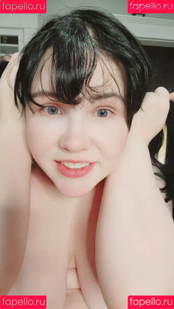 invadernoodles Onlyfans Photo Gallery 