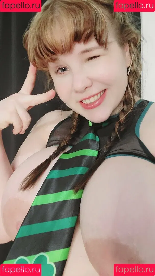 invadernoodles Onlyfans Photo Gallery 