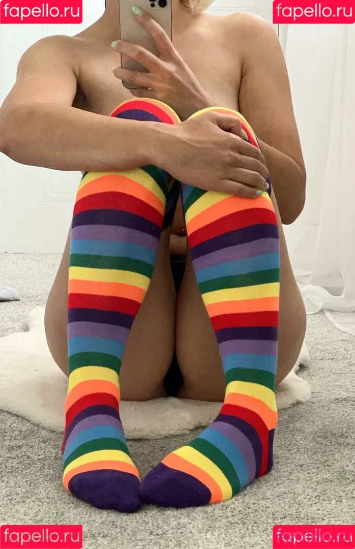 Ecstatic Lemon Onlyfans Photo Gallery 