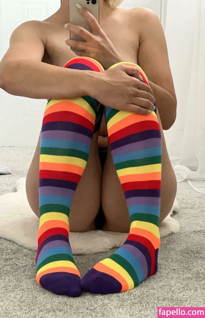 Ecstatic Lemon Onlyfans Photo Gallery 