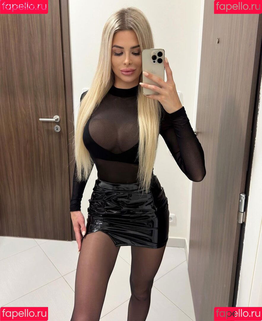 Jenny AN Onlyfans Photo Gallery 