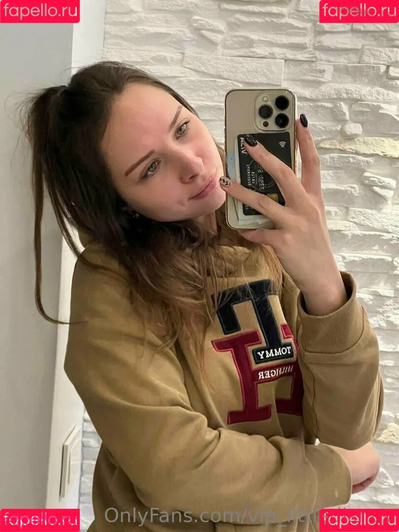 vip_littledisnay Onlyfans Photo Gallery 