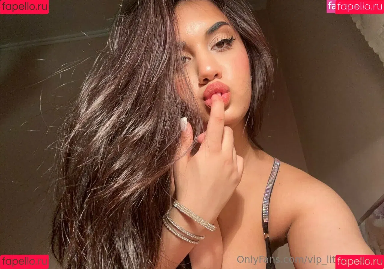 vip_littledisnay Onlyfans Photo Gallery 
