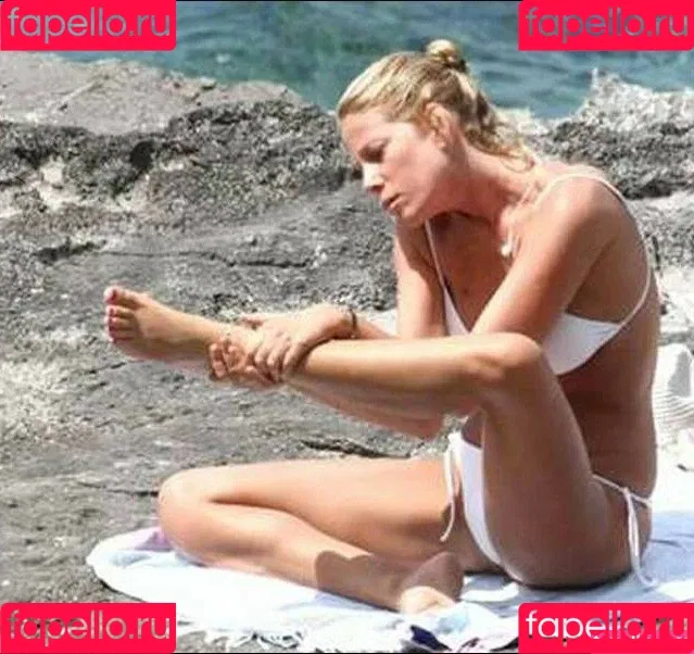 Alessia Marcuzzi Onlyfans Photo Gallery 