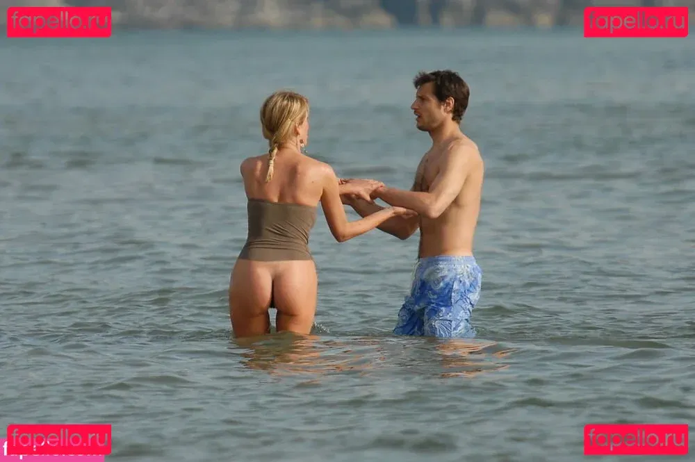 Alessia Marcuzzi Onlyfans Photo Gallery 