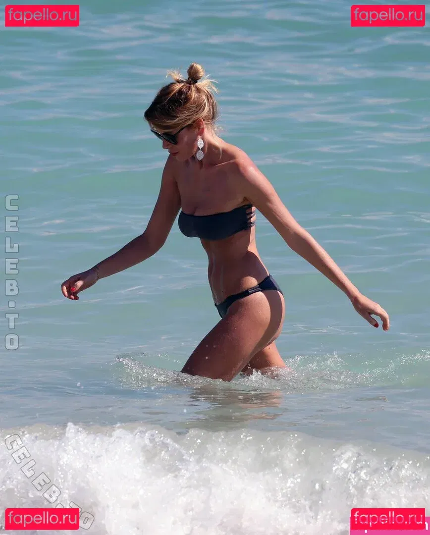 Alessia Marcuzzi Onlyfans Photo Gallery 