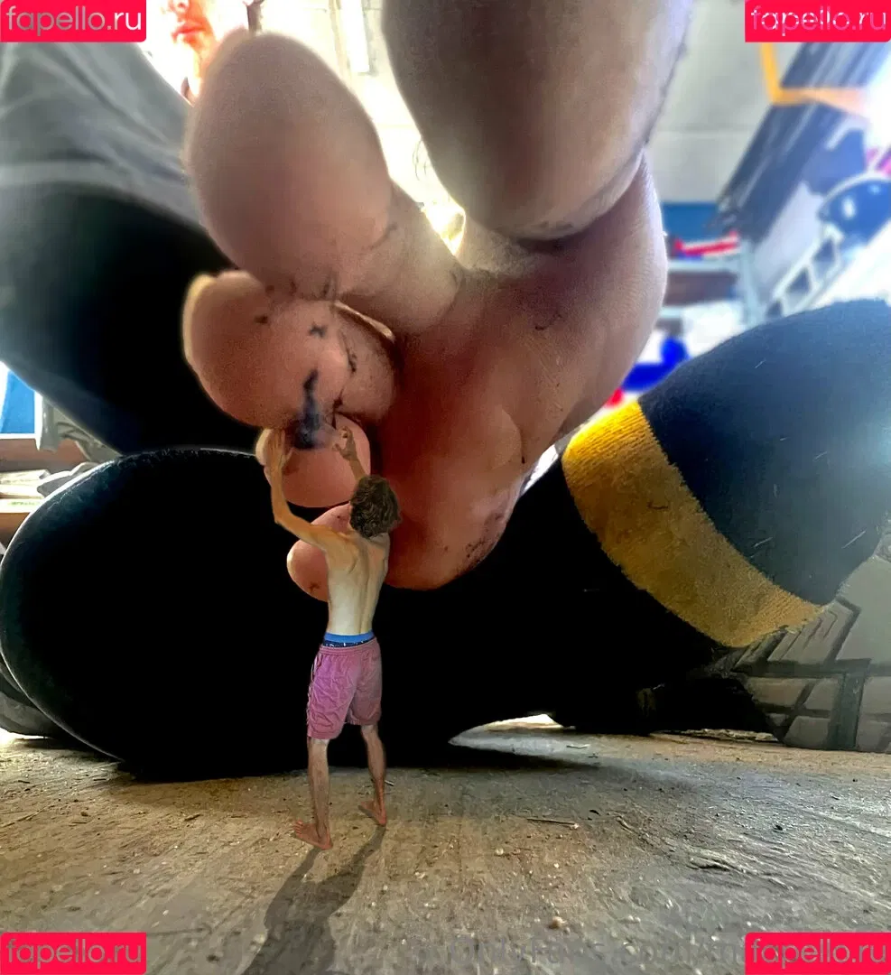 macrocole Onlyfans Photo Gallery 